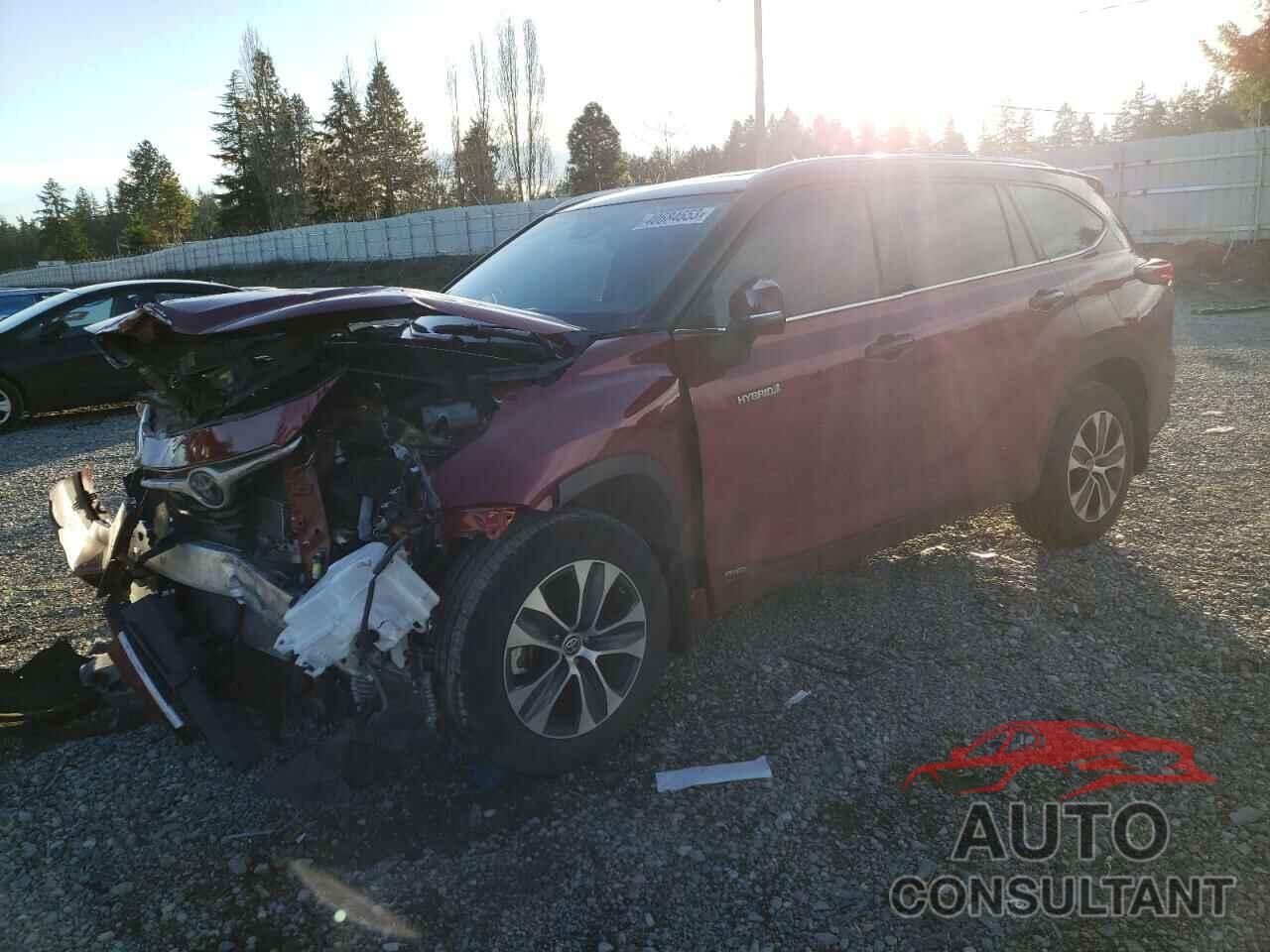 TOYOTA HIGHLANDER 2021 - 5TDHBRCH4MS530493