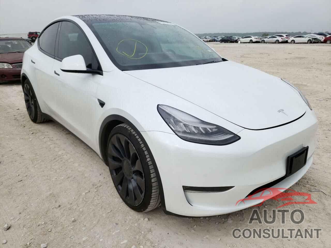 TESLA MODEL Y 2021 - 5YJYGDEF7MF073120