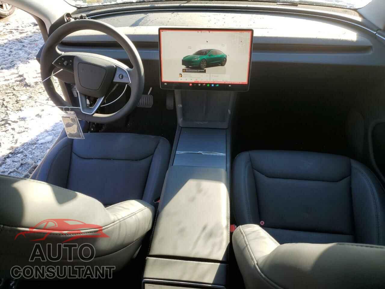 TESLA MODEL 3 2024 - 5YJ3E1EA2RF727841