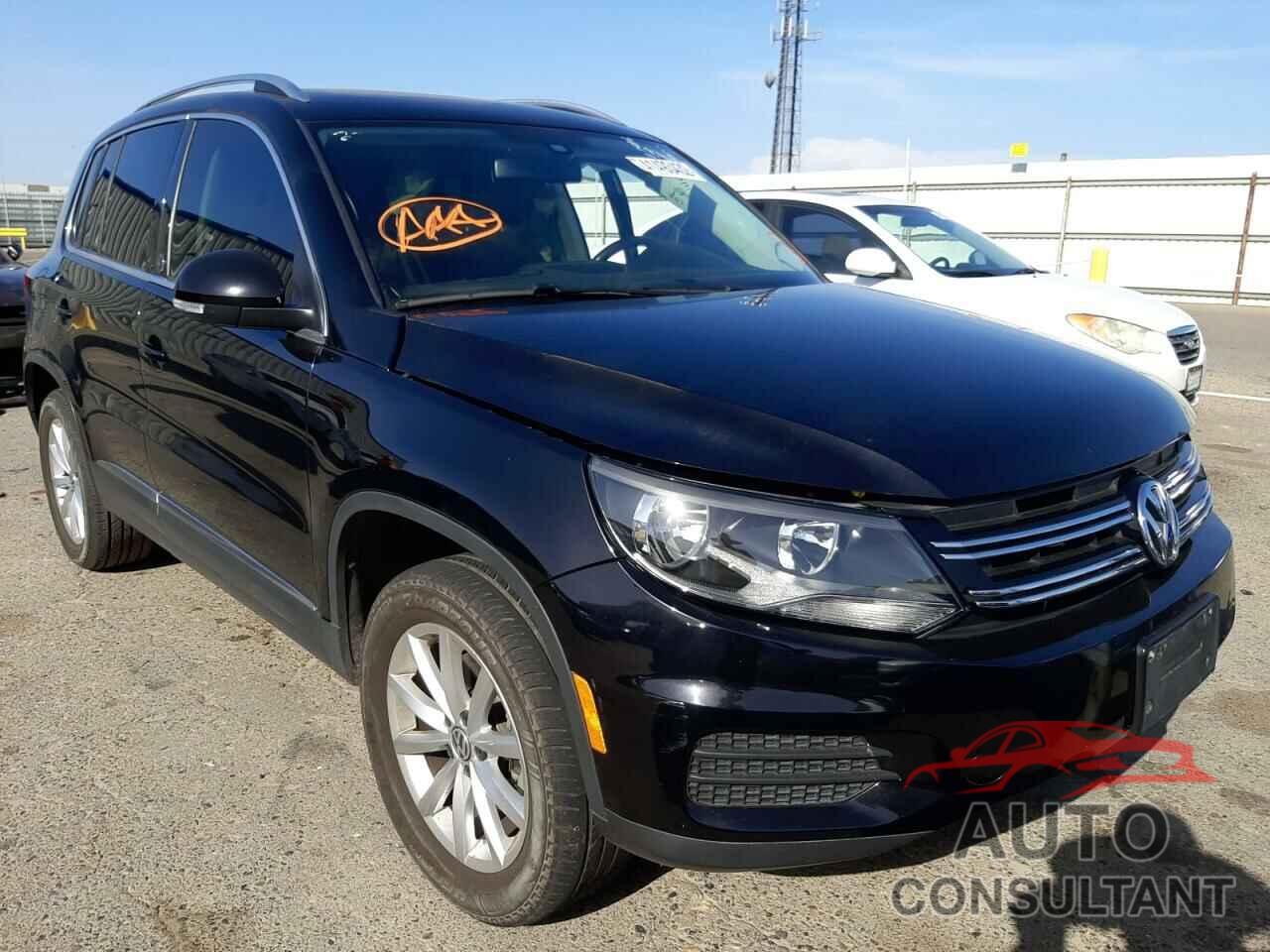 VOLKSWAGEN TIGUAN 2017 - WVGRV7AX8HW508069