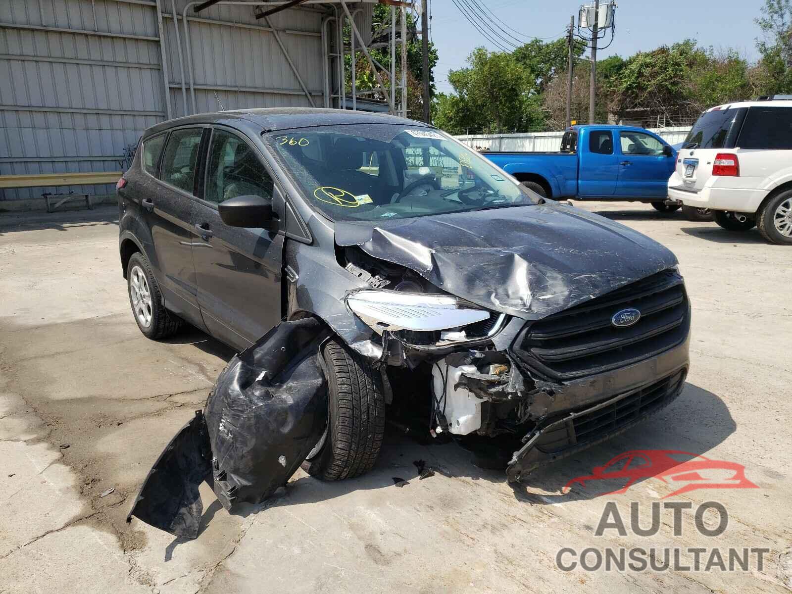FORD ESCAPE 2017 - 1FMCU0F74HUE15554