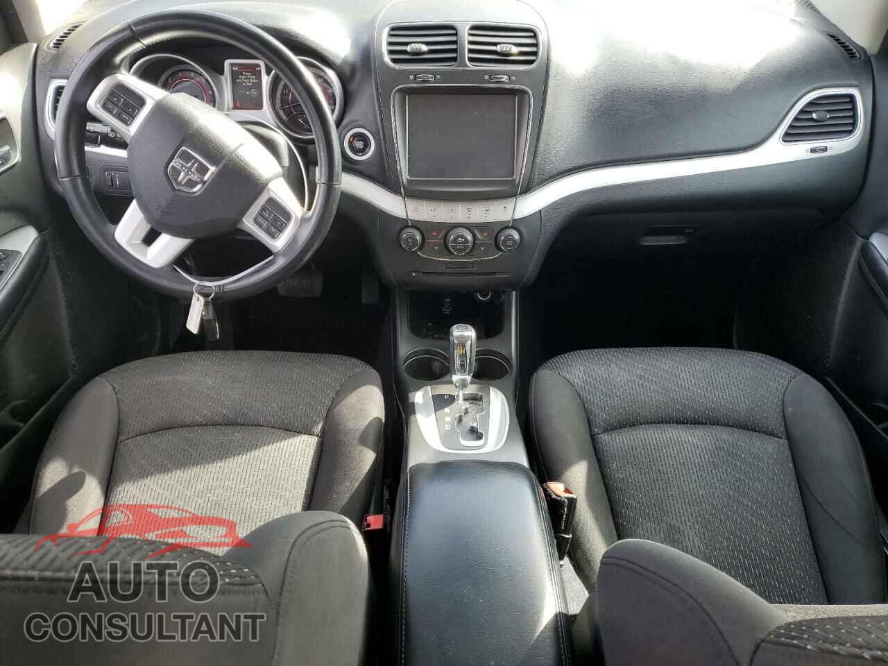 DODGE JOURNEY 2017 - 3C4PDCBB7HT611967