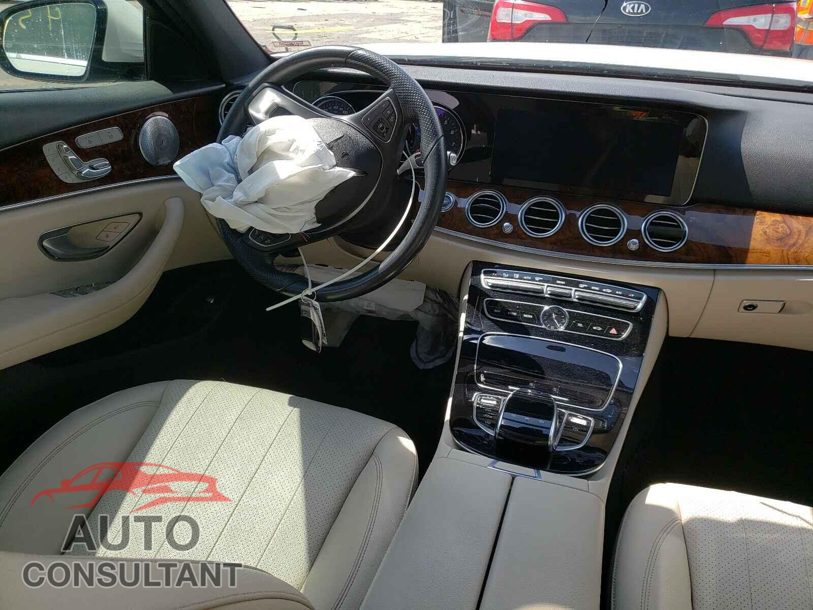 MERCEDES-BENZ E CLASS 2017 - WDDZF4KB3HA024672