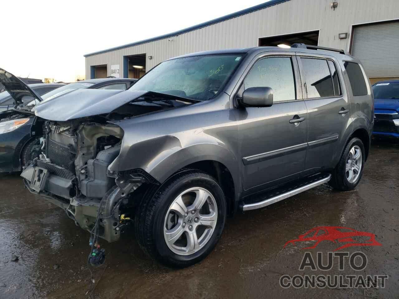 HONDA PILOT 2013 - 5FNYF4H53DB010537