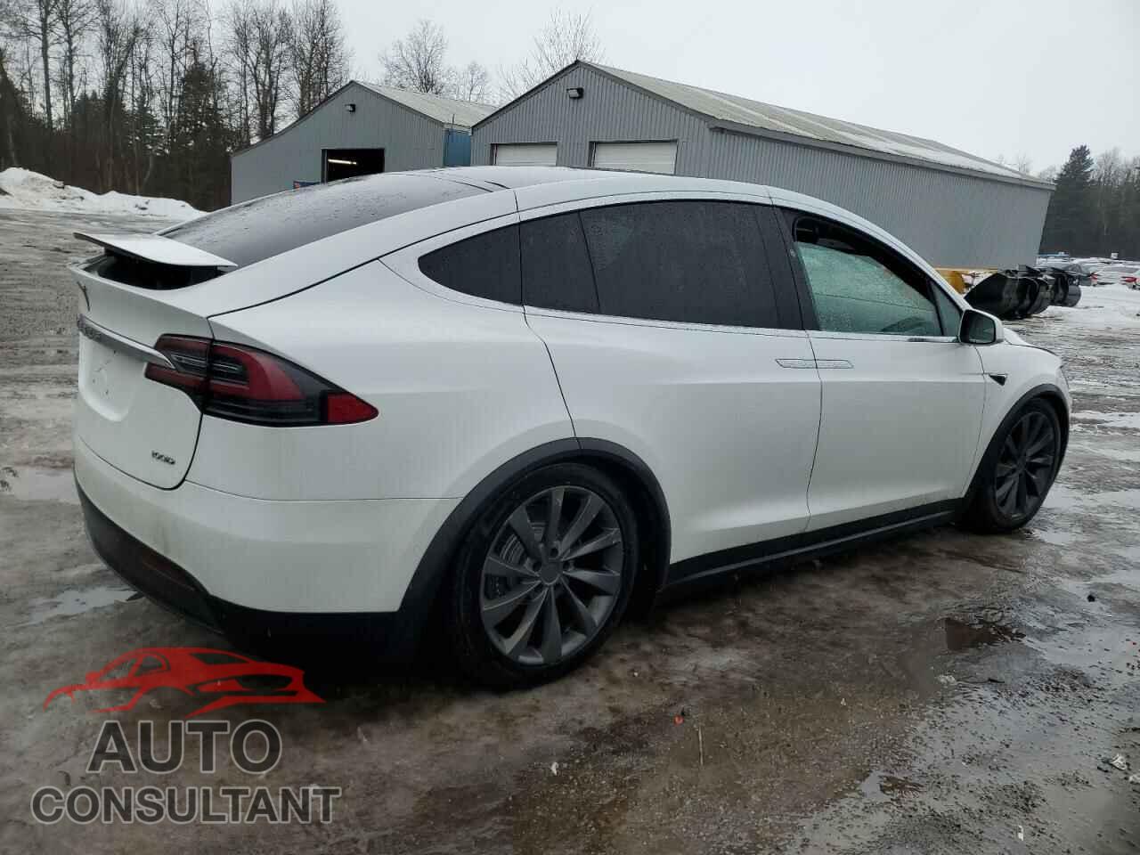 TESLA MODEL X 2018 - 5YJXCBE26JF112302