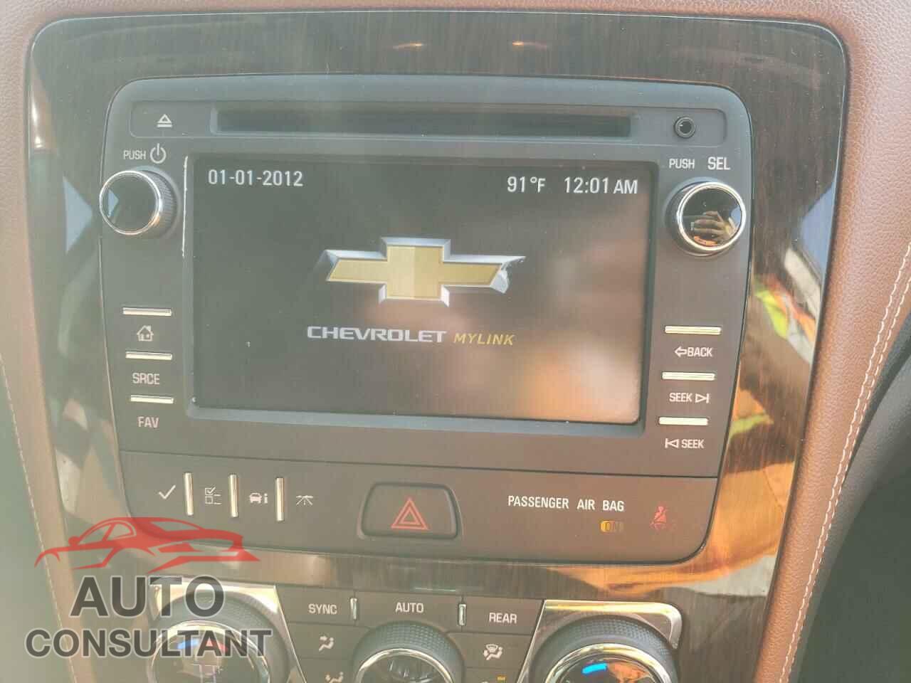 CHEVROLET TRAVERSE 2017 - 1GNKRHKD3HJ300836