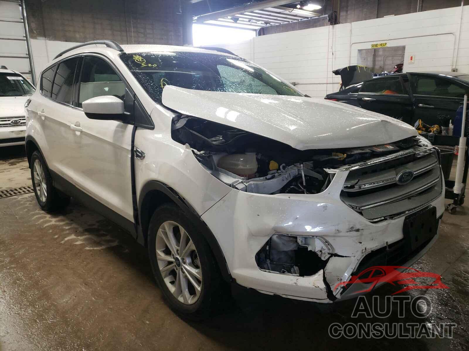FORD ESCAPE 2018 - 1FMCU9HD9JUD21411