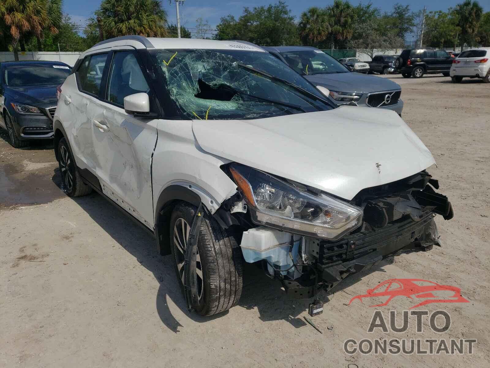 NISSAN KICKS 2019 - 3N1CP5CU3KL524126