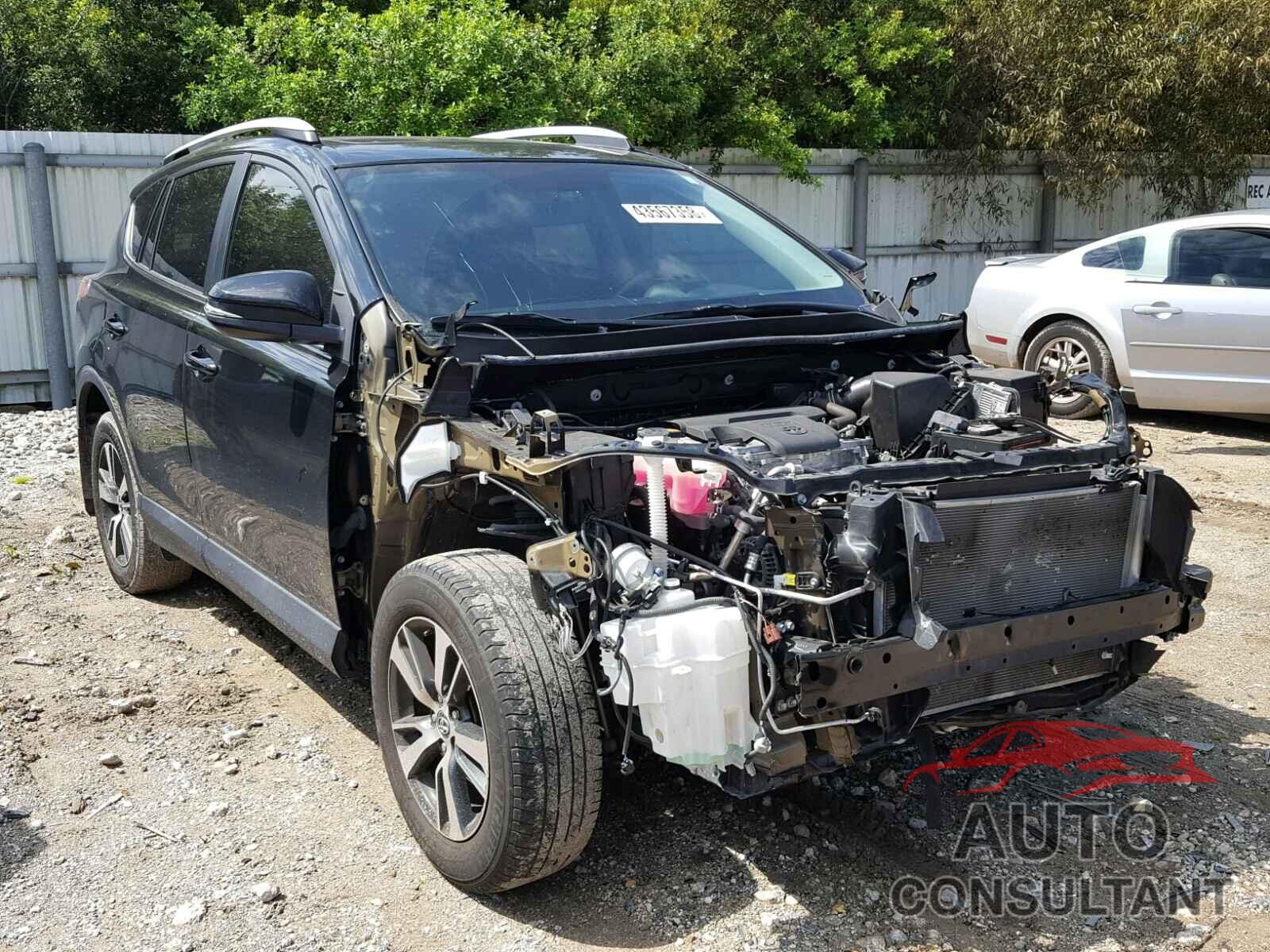 TOYOTA RAV4 XLE 2016 - 2T3WFREV7GW309021