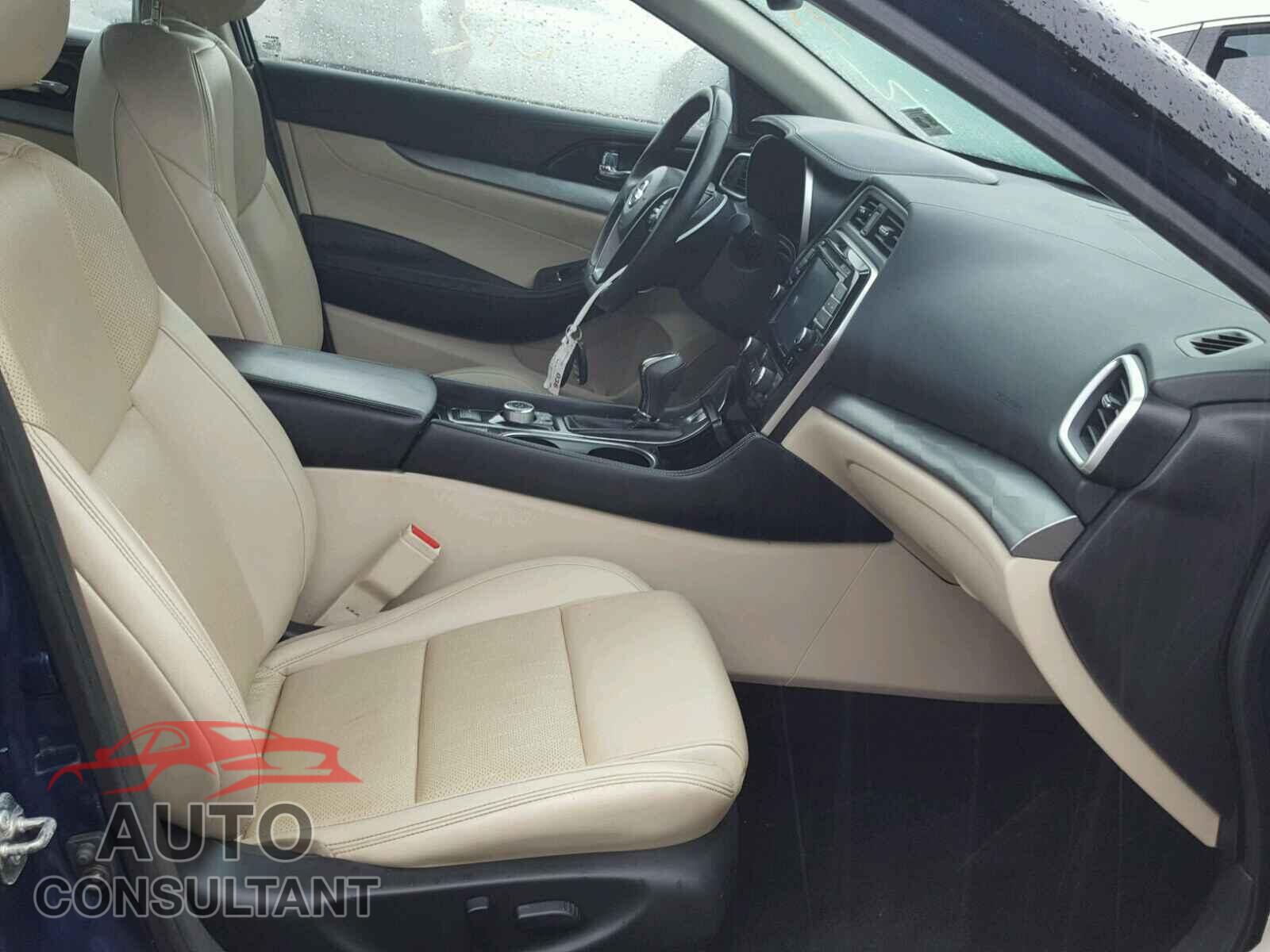 NISSAN MAXIMA 2016 - 1N4AA6AP2GC395619