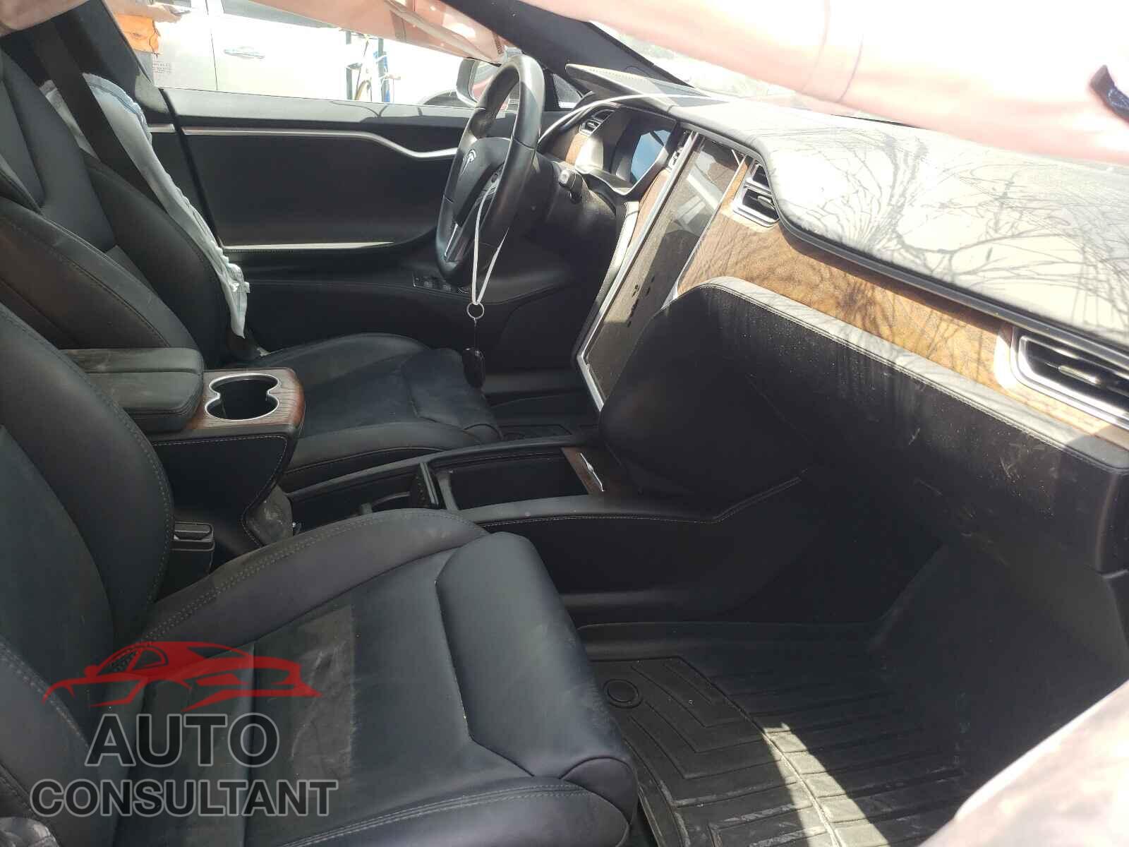 TESLA MODEL S 2018 - 5YJSA1E27JF243524