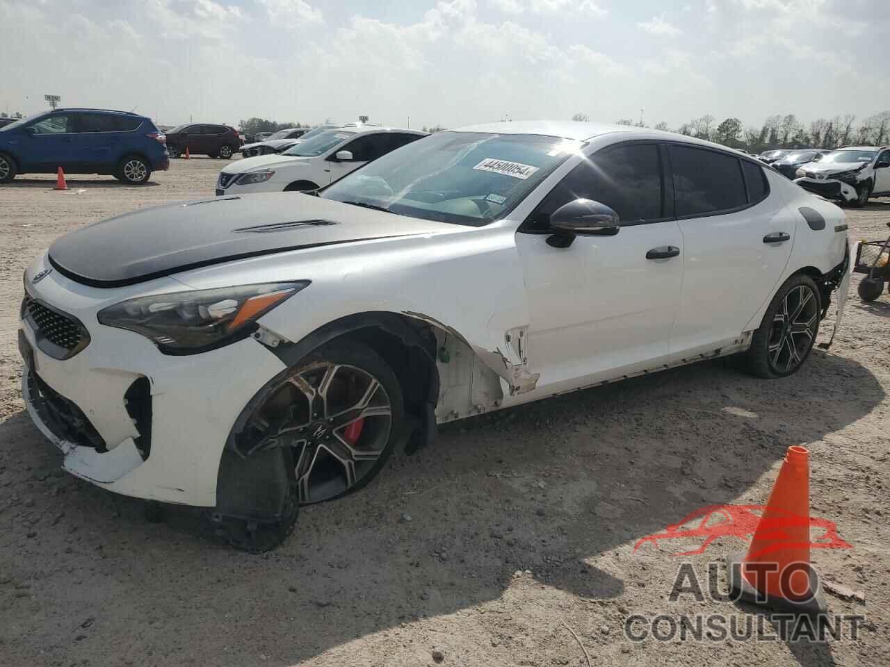 KIA STINGER 2019 - KNAE35LC5K6045142