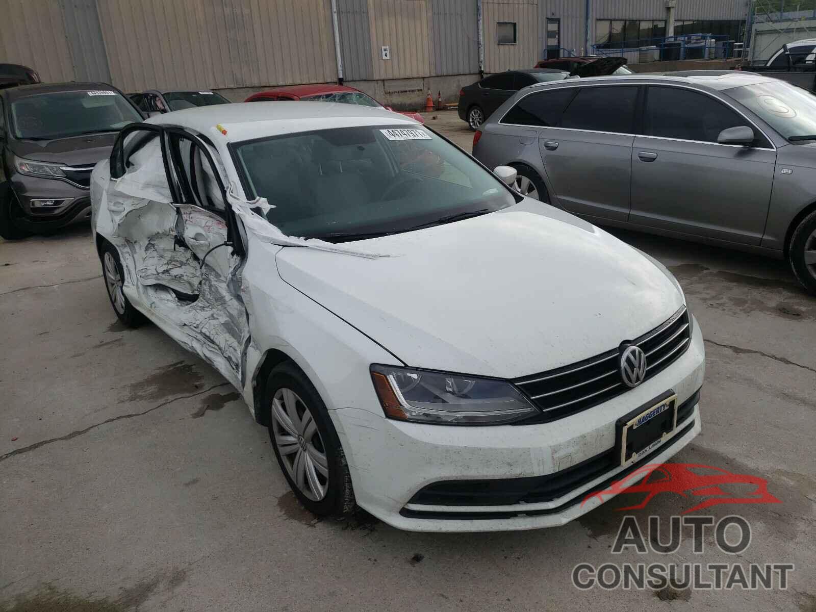 VOLKSWAGEN JETTA 2017 - 3VW2B7AJXHM236549