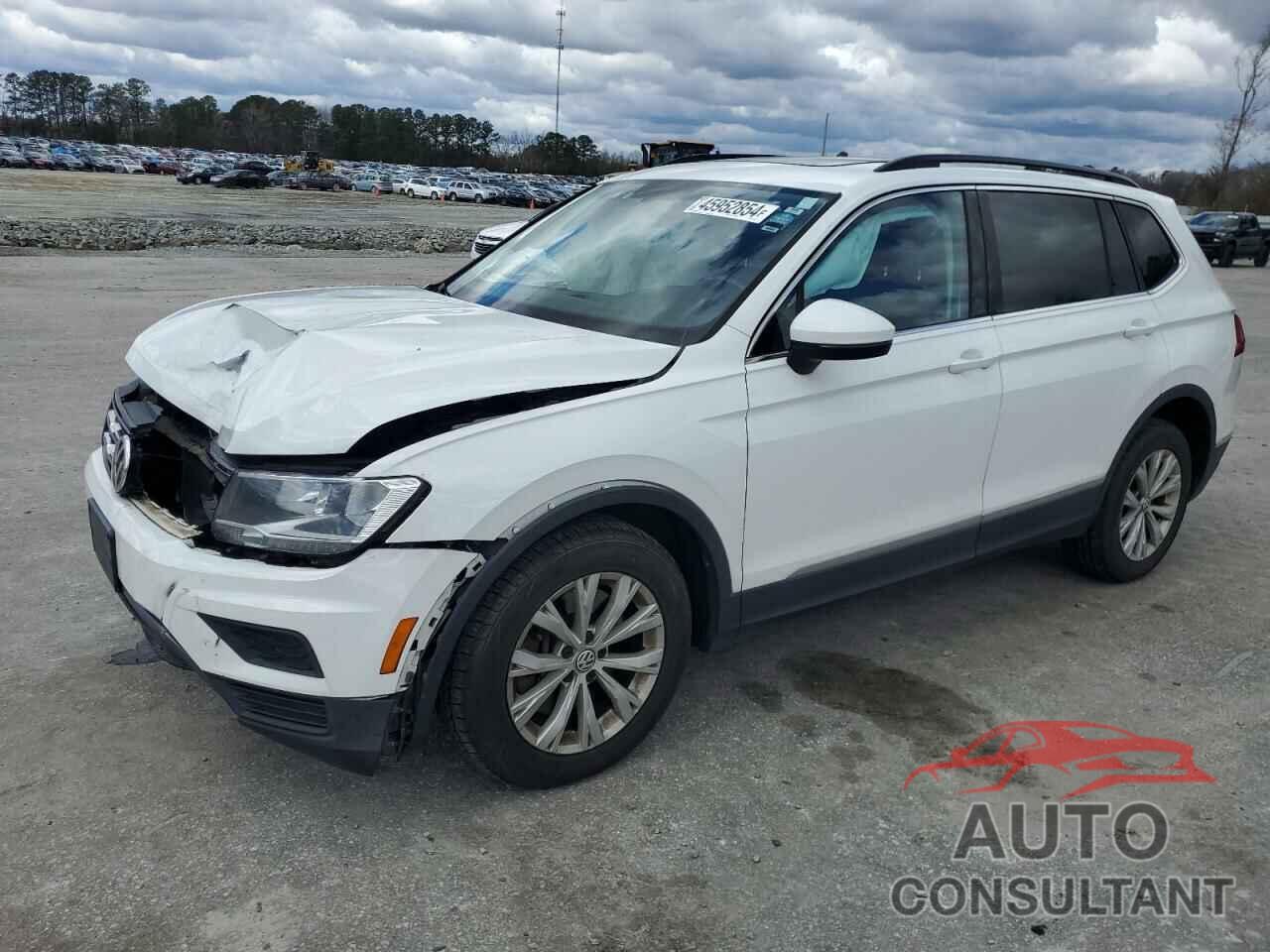 VOLKSWAGEN TIGUAN 2018 - 3VV2B7AX1JM112796