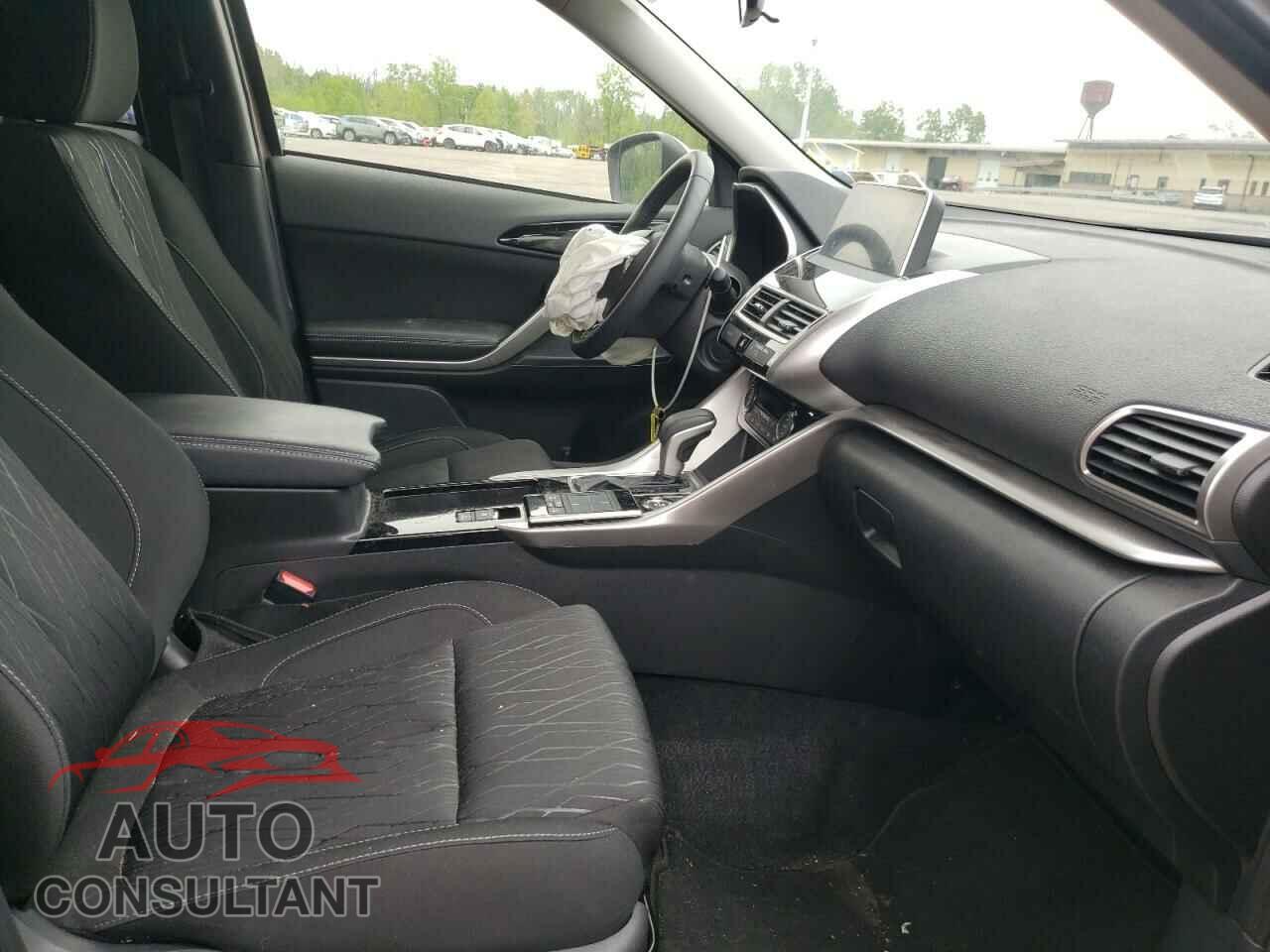 MITSUBISHI ECLIPSE 2019 - JA4AT5AA0KZ051894