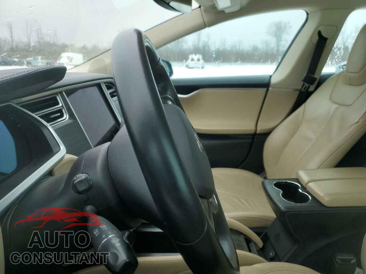 TESLA MODEL S 2014 - 5YJSA1H13EFP34083