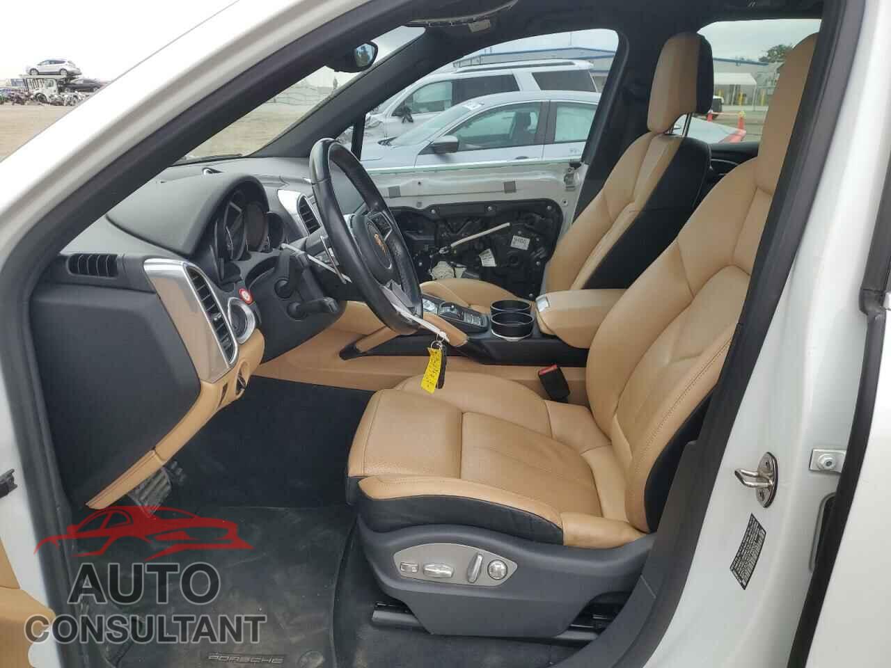 PORSCHE CAYENNE 2016 - WP1AF2A25GLA40743