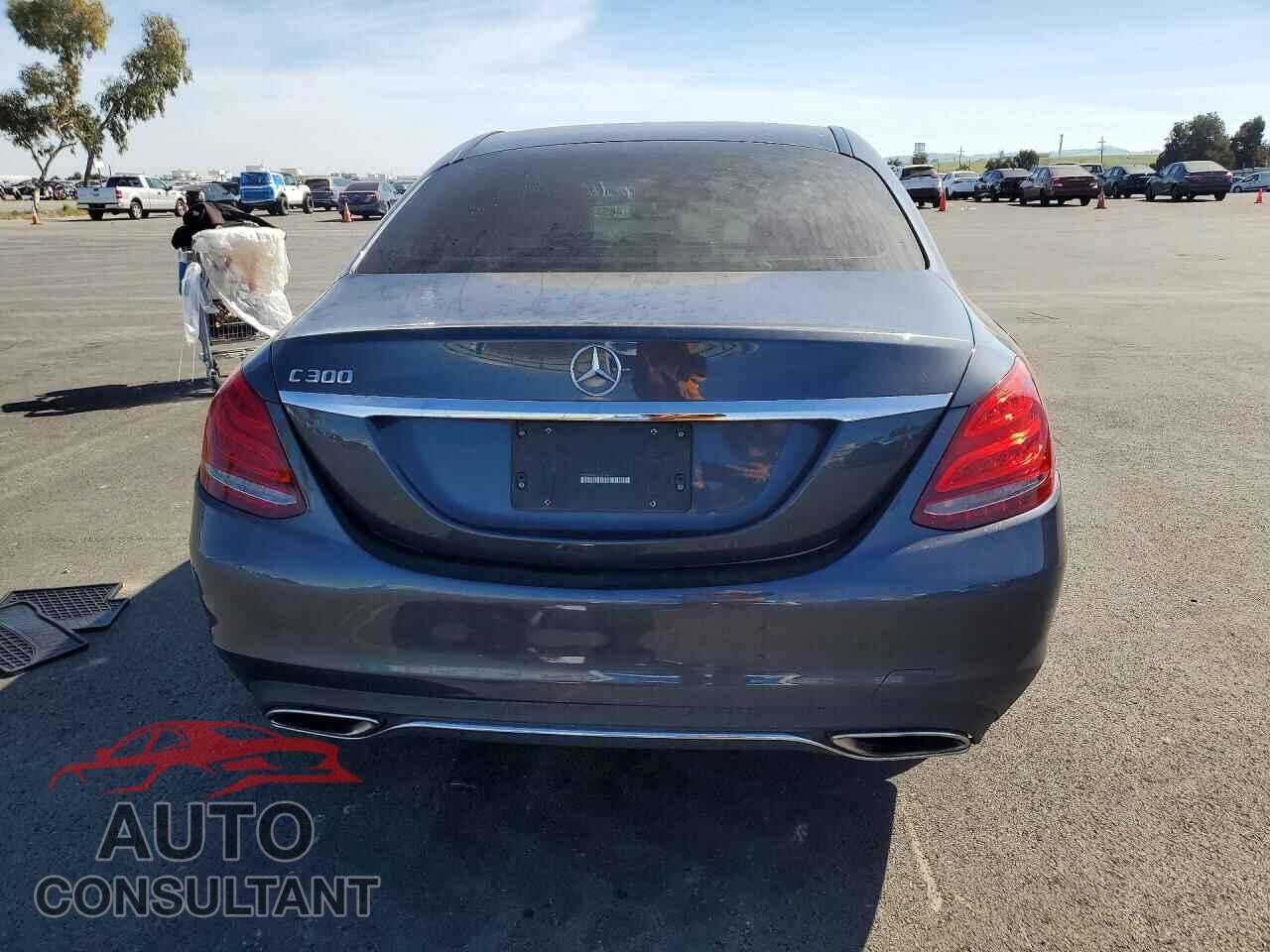 MERCEDES-BENZ C-CLASS 2016 - 55SWF4JB7GU164064