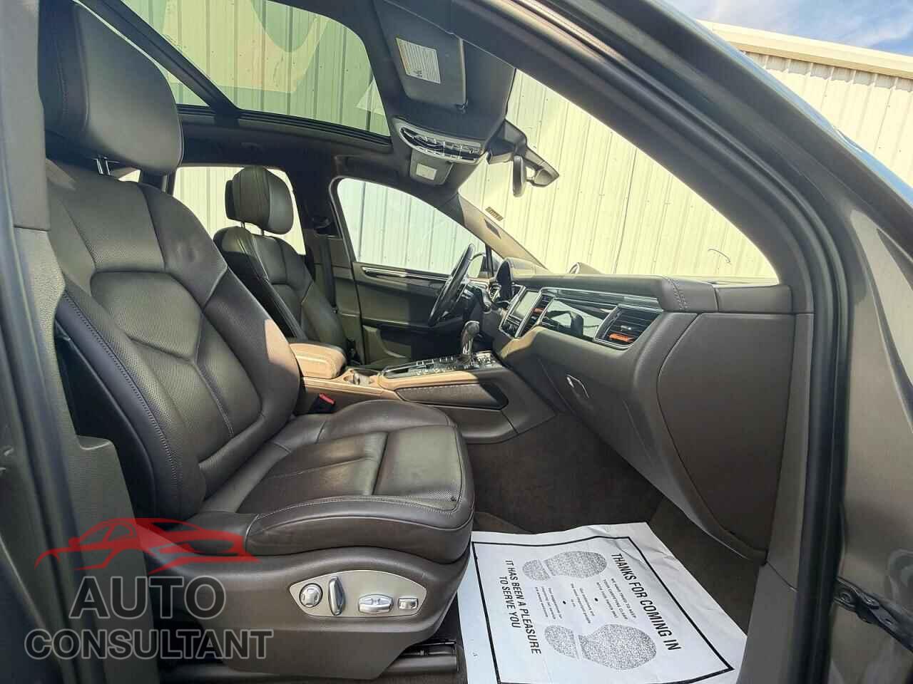 PORSCHE MACAN 2015 - WP1AB2A57FLB59012