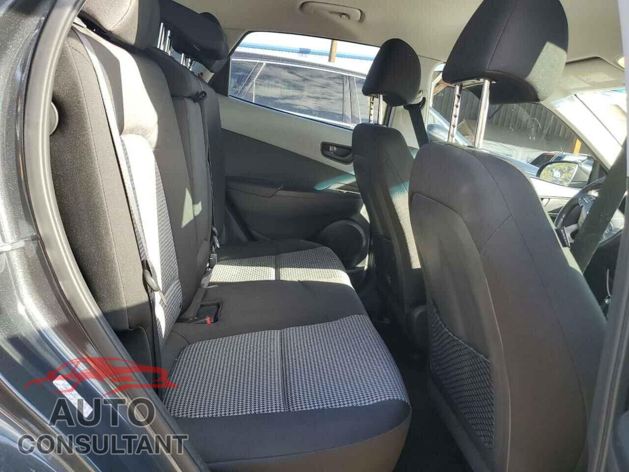 HYUNDAI KONA 2019 - KM8K2CAA9KU376389