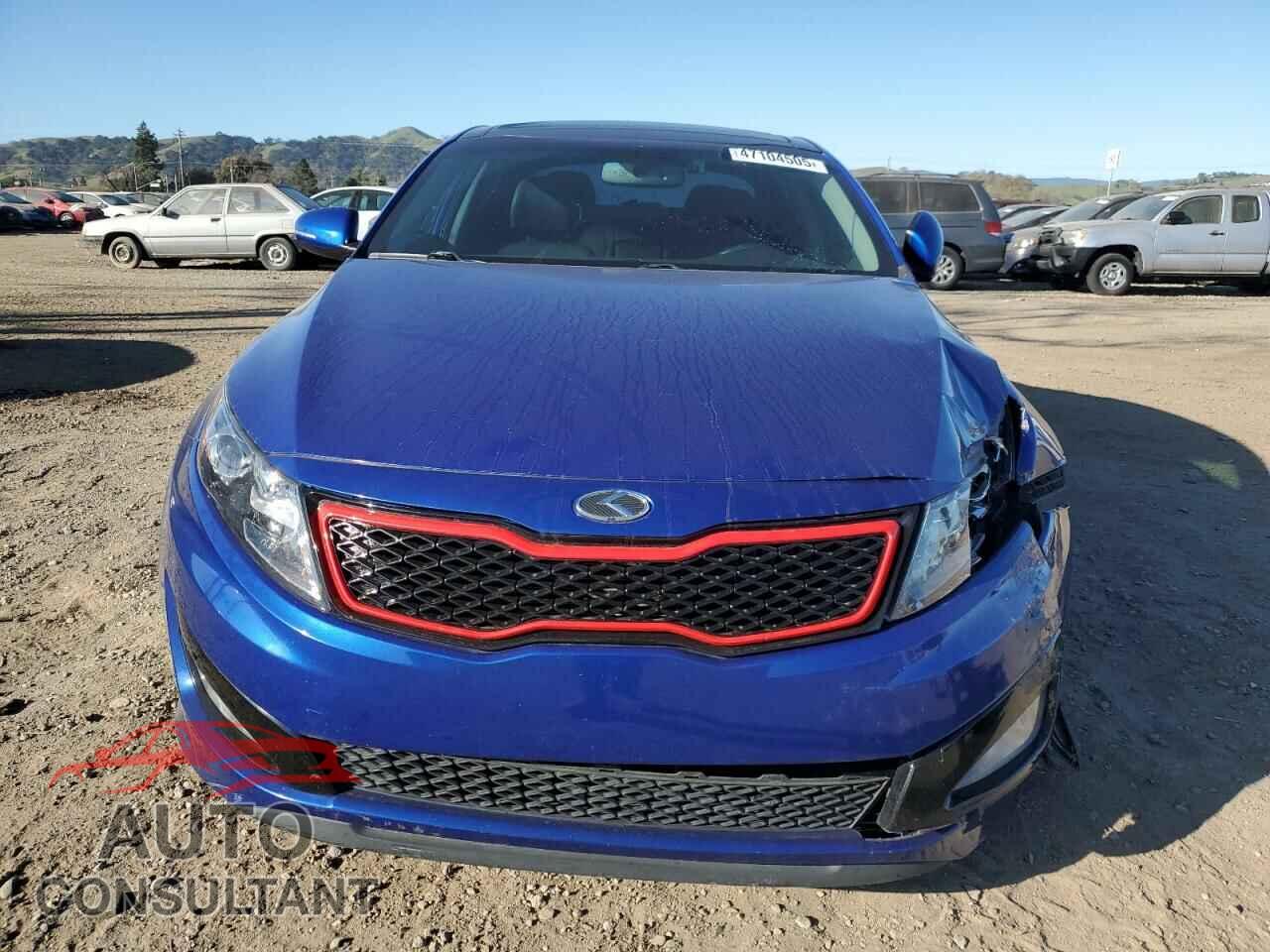 KIA OPTIMA 2013 - 5XXGR4A67DG104570