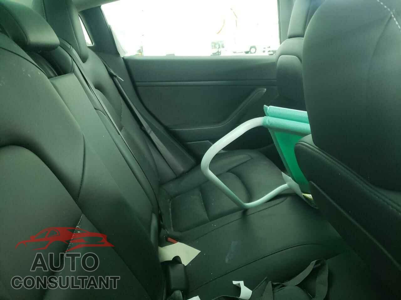 TESLA MODEL 3 2021 - 5YJ3E1EA1MF920961