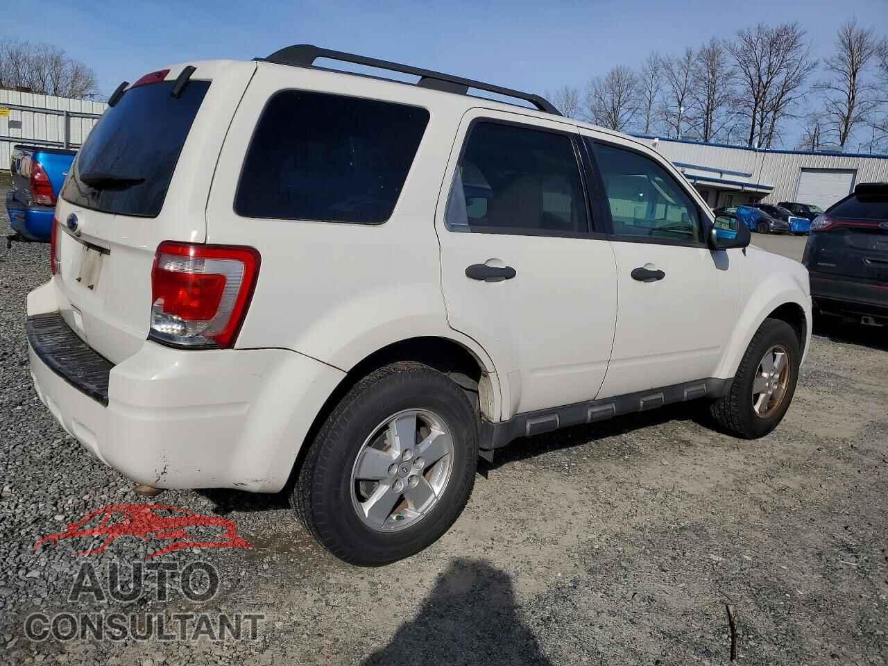 FORD ESCAPE 2010 - 1FMCU0D75AKD34082
