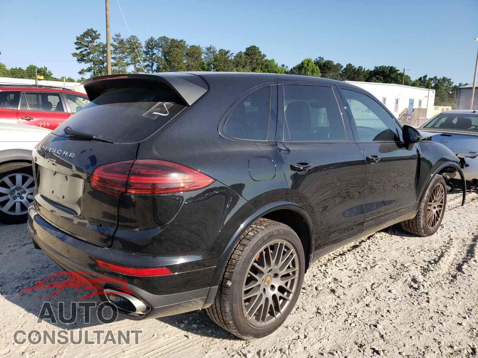 PORSCHE CAYENNE 2017 - WP1AA2A21HKA84048