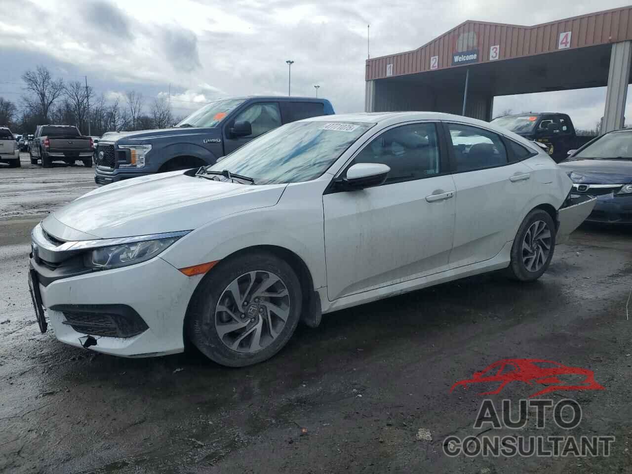 HONDA CIVIC 2018 - 19XFC2F74JE023954