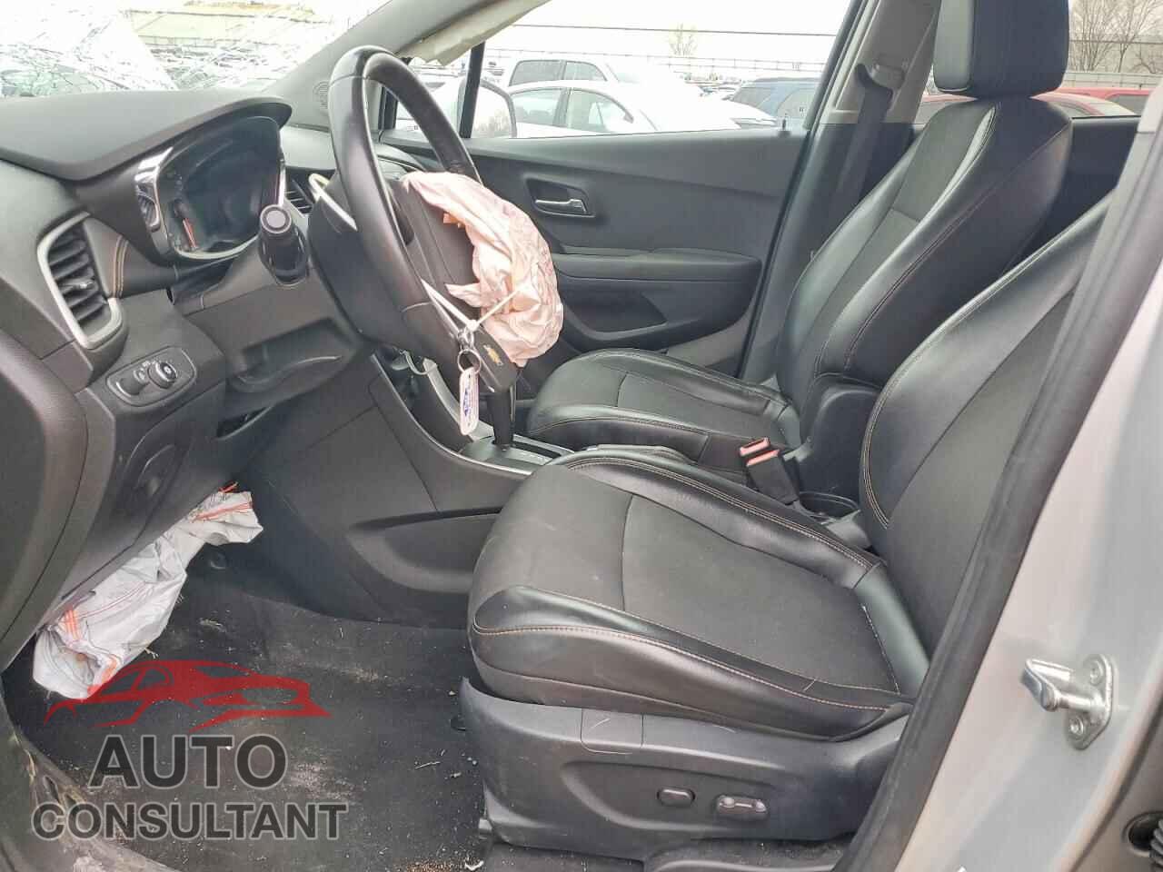 CHEVROLET TRAX 2017 - 3GNCJLSB3HL237758