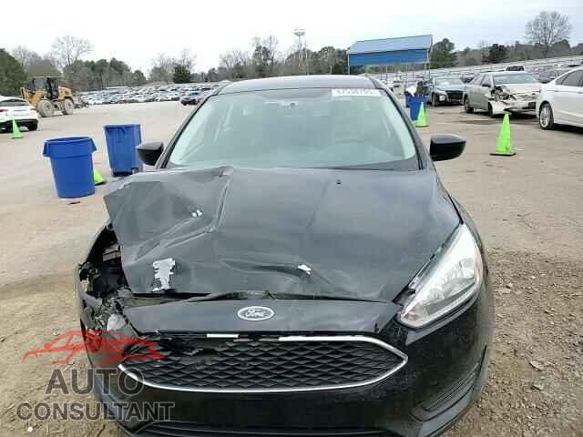 FORD FOCUS 2018 - 1FADP3K20JL281722