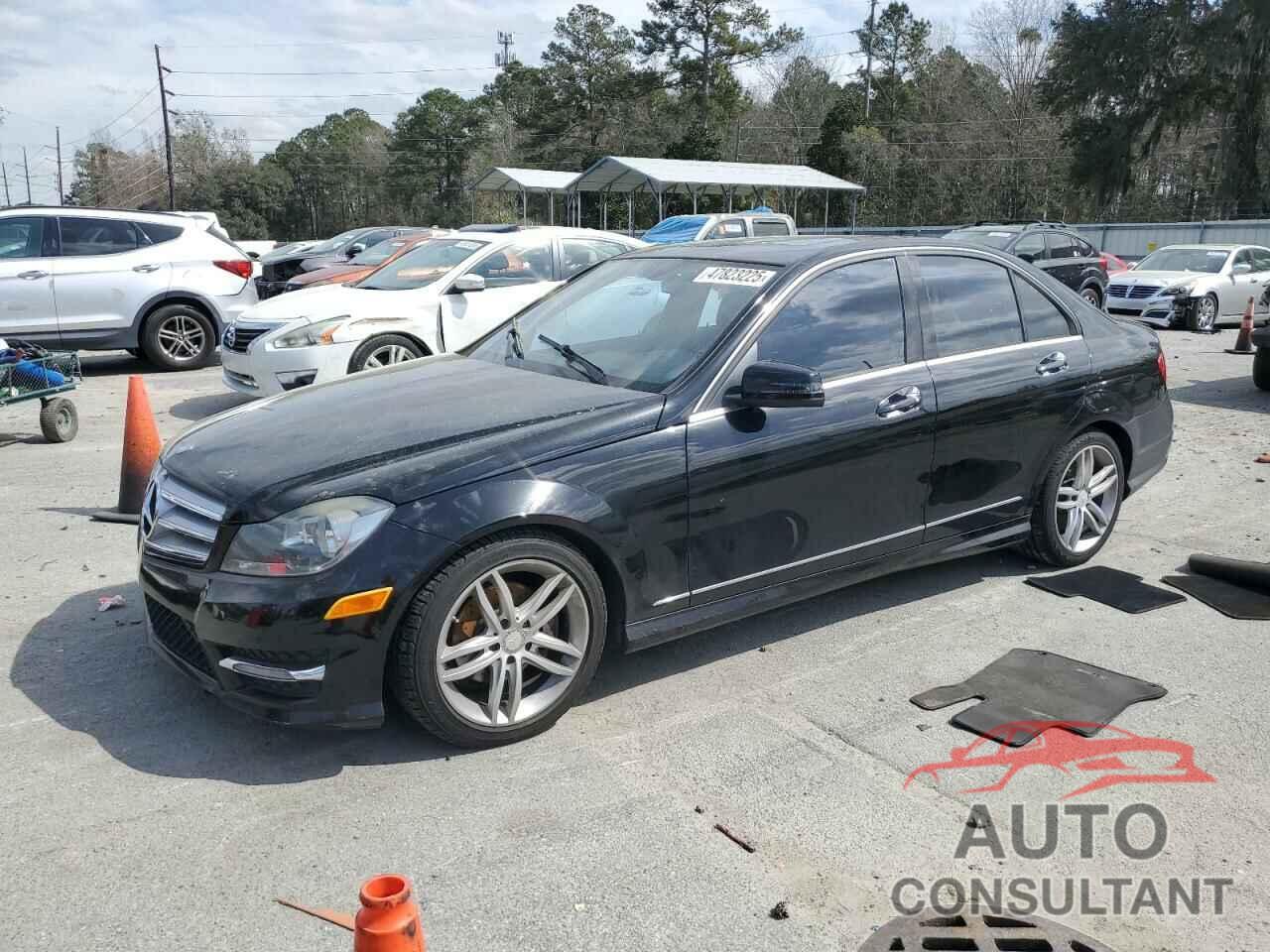 MERCEDES-BENZ C-CLASS 2013 - WDDGF4HB3DR251483