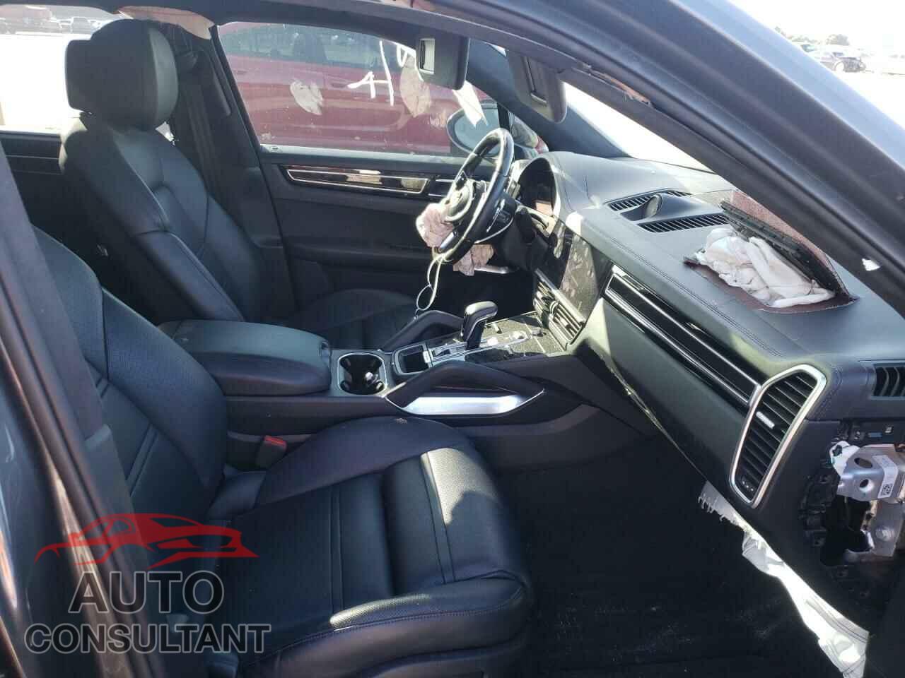 PORSCHE CAYENNE 2019 - WP1AF2AY1KDA80616