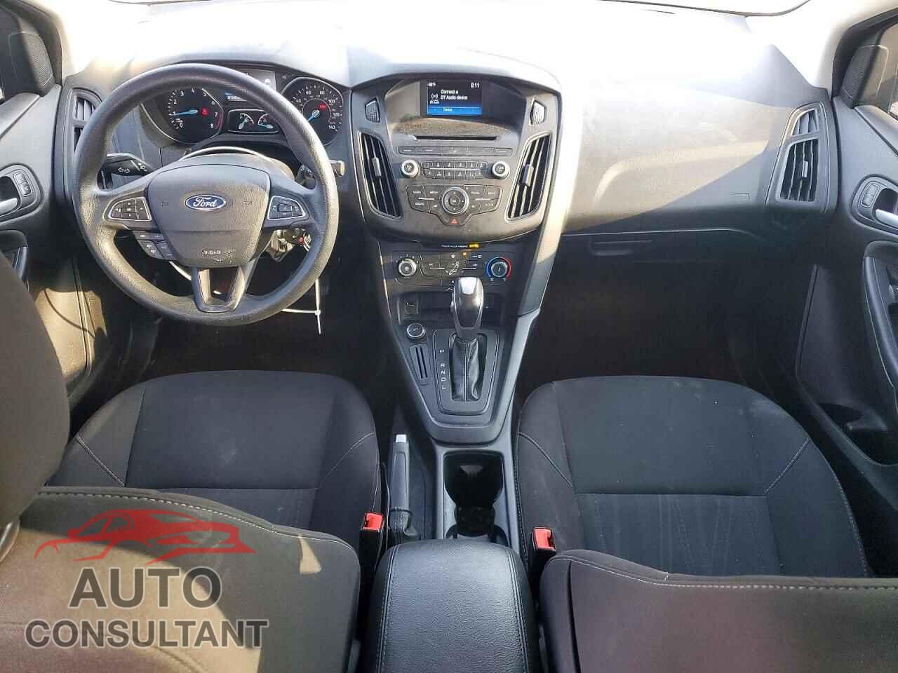 FORD FOCUS 2016 - 1FADP3F25GL390177