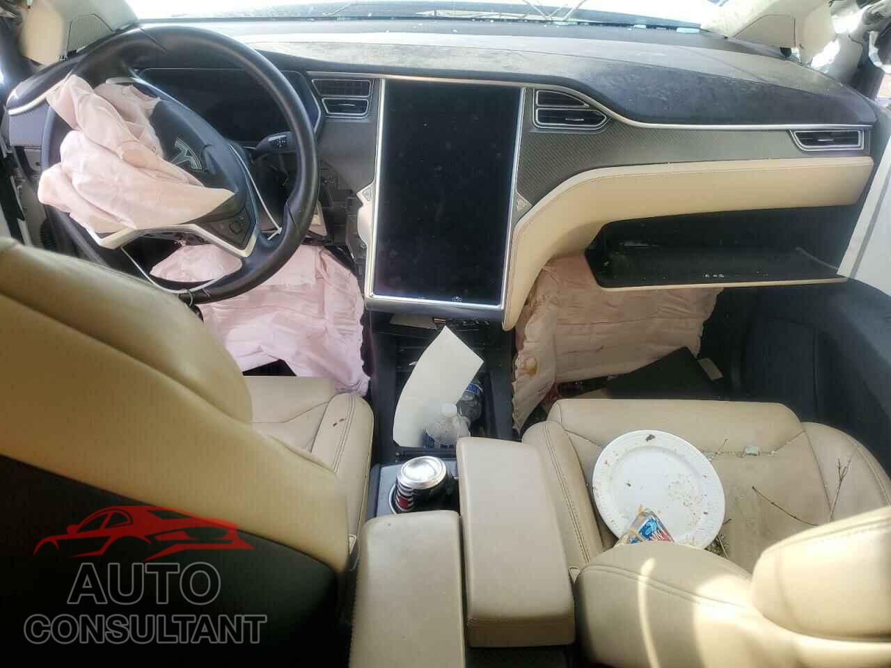 TESLA MODEL X 2017 - 5YJXCBE46HF052811