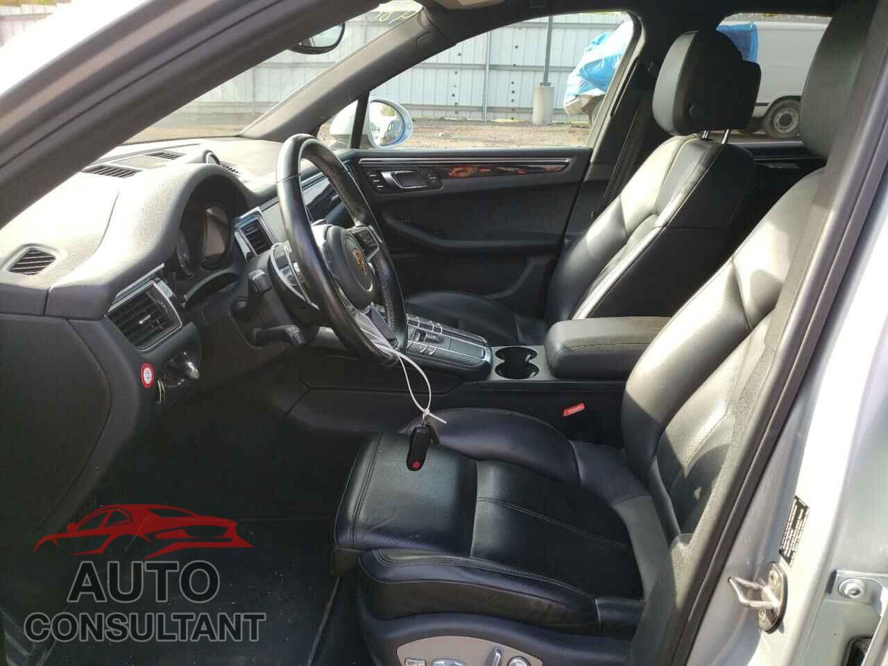 PORSCHE MACAN 2016 - WP1AB2A54GLB57123
