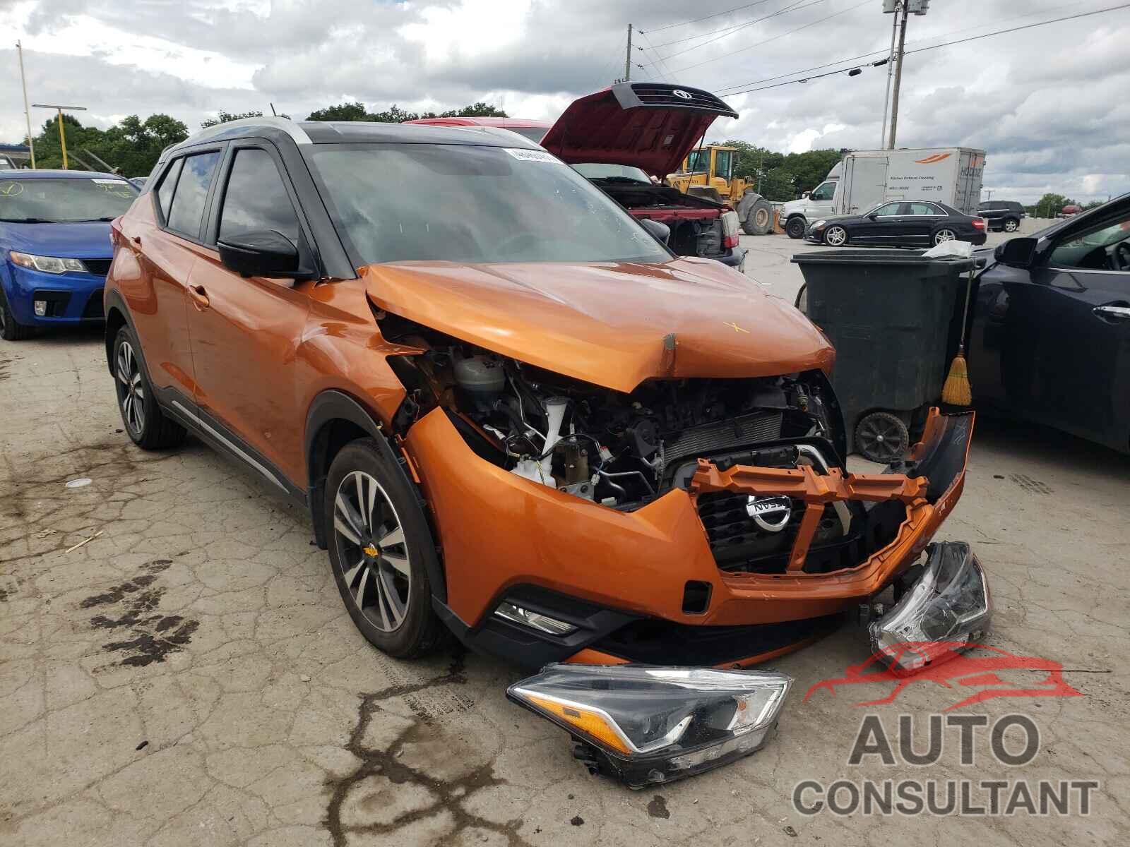 NISSAN KICKS 2018 - 3N1CP5CUXJL514059