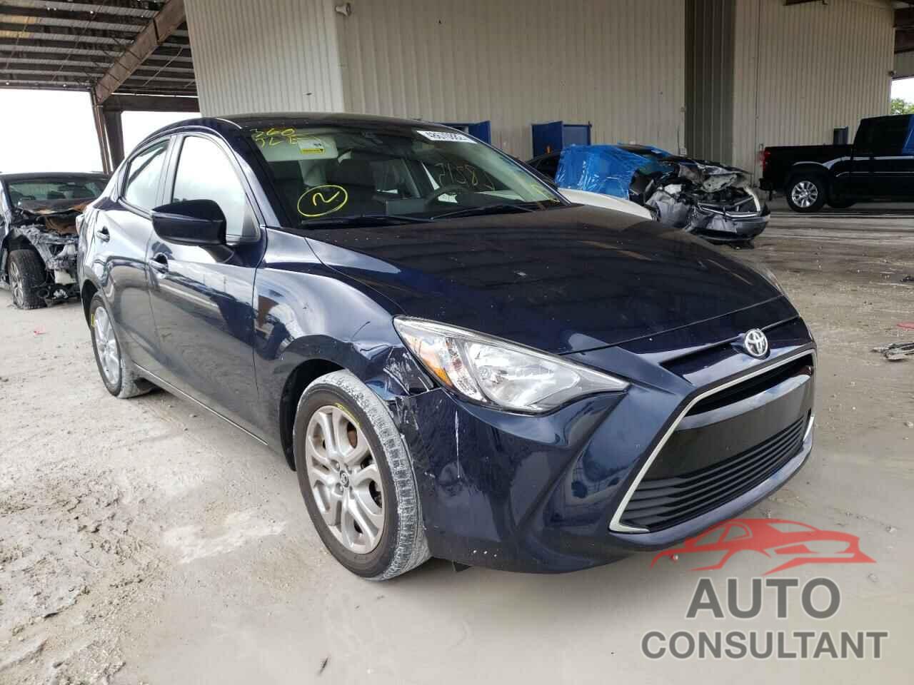 TOYOTA YARIS 2018 - 3MYDLBYV5JY333551