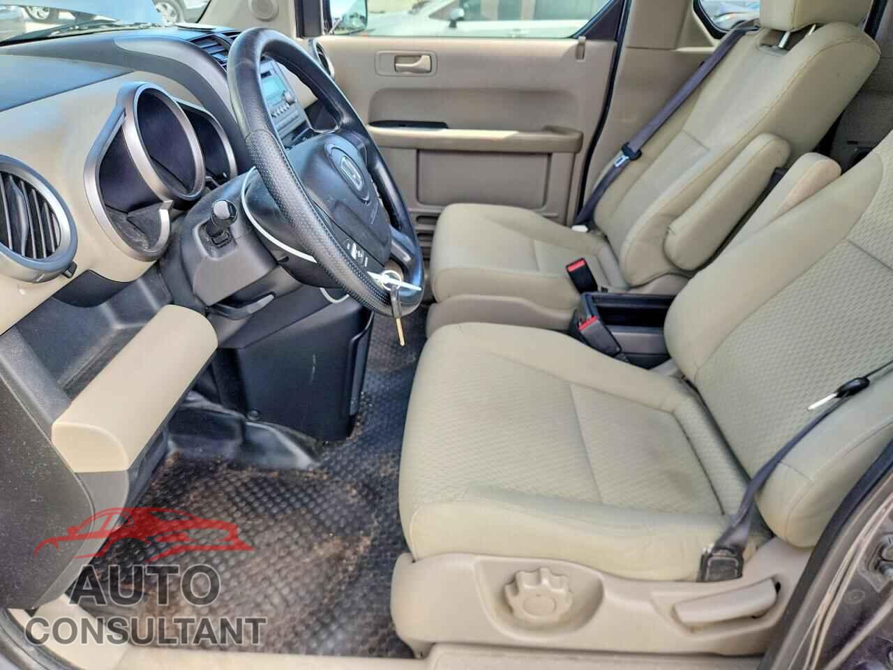 HONDA ELEMENT 2011 - 5J6YH2H76BL007314