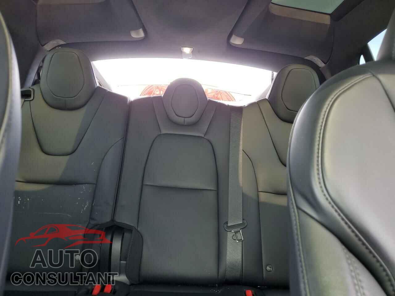 TESLA MODEL X 2020 - 5YJXCDE21LF306153