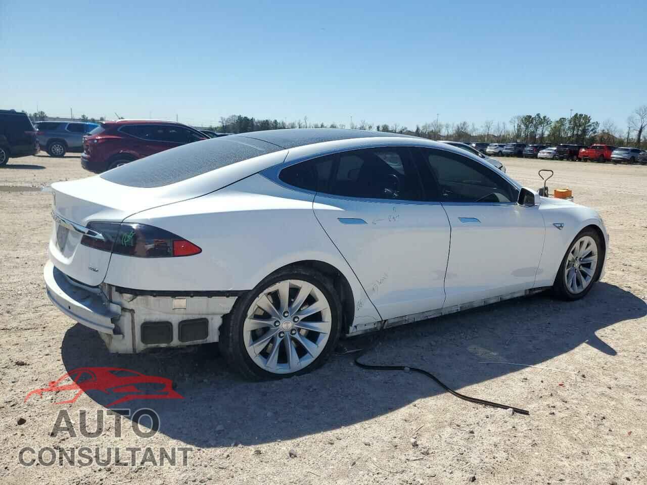 TESLA MODEL S 2016 - 5YJSA1E21GF150460