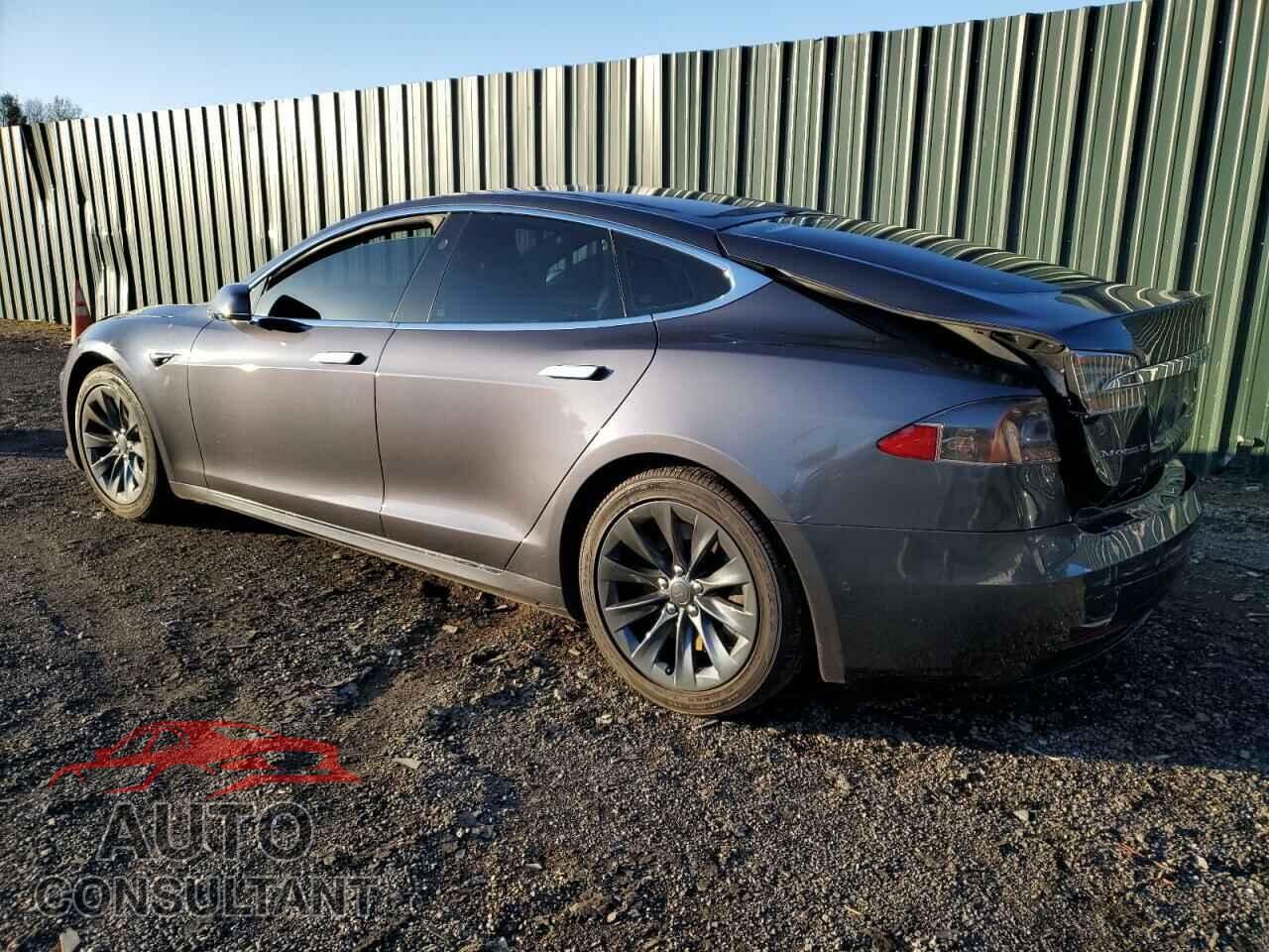 TESLA MODEL S 2017 - 5YJSA1E17HF203056