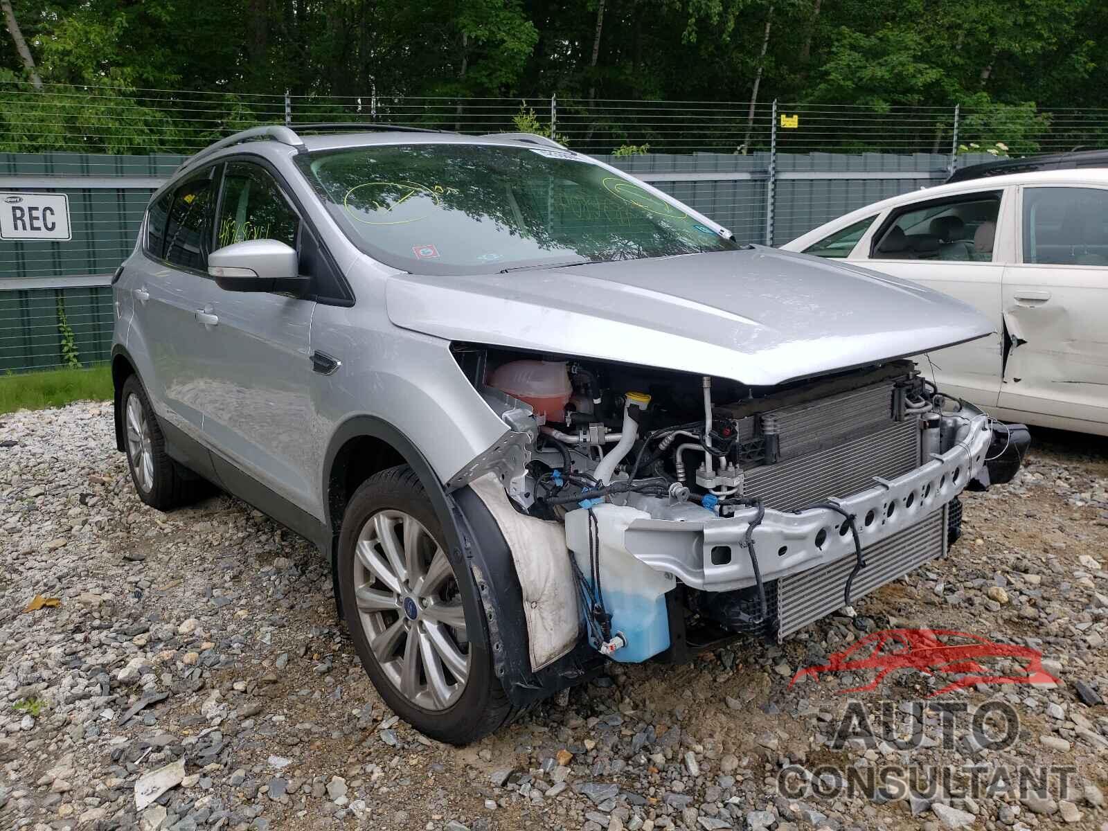 FORD ESCAPE 2018 - 1FMCU9J90JUC61993