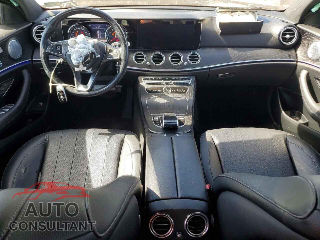 MERCEDES-BENZ E-CLASS 2018 - WDDZF4KB8JA314282