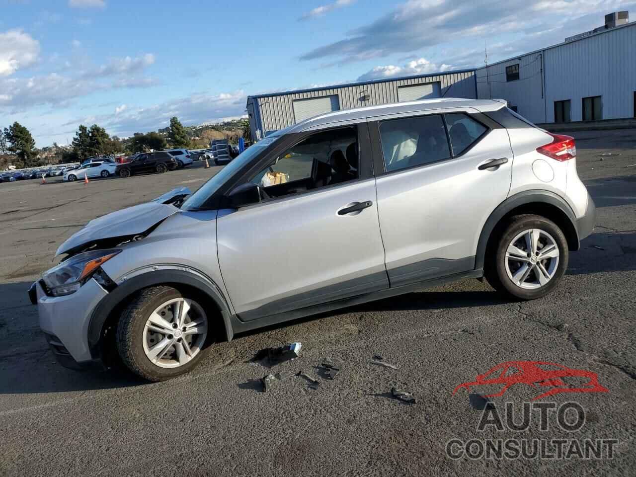 NISSAN KICKS 2019 - 3N1CP5CU5KL557449