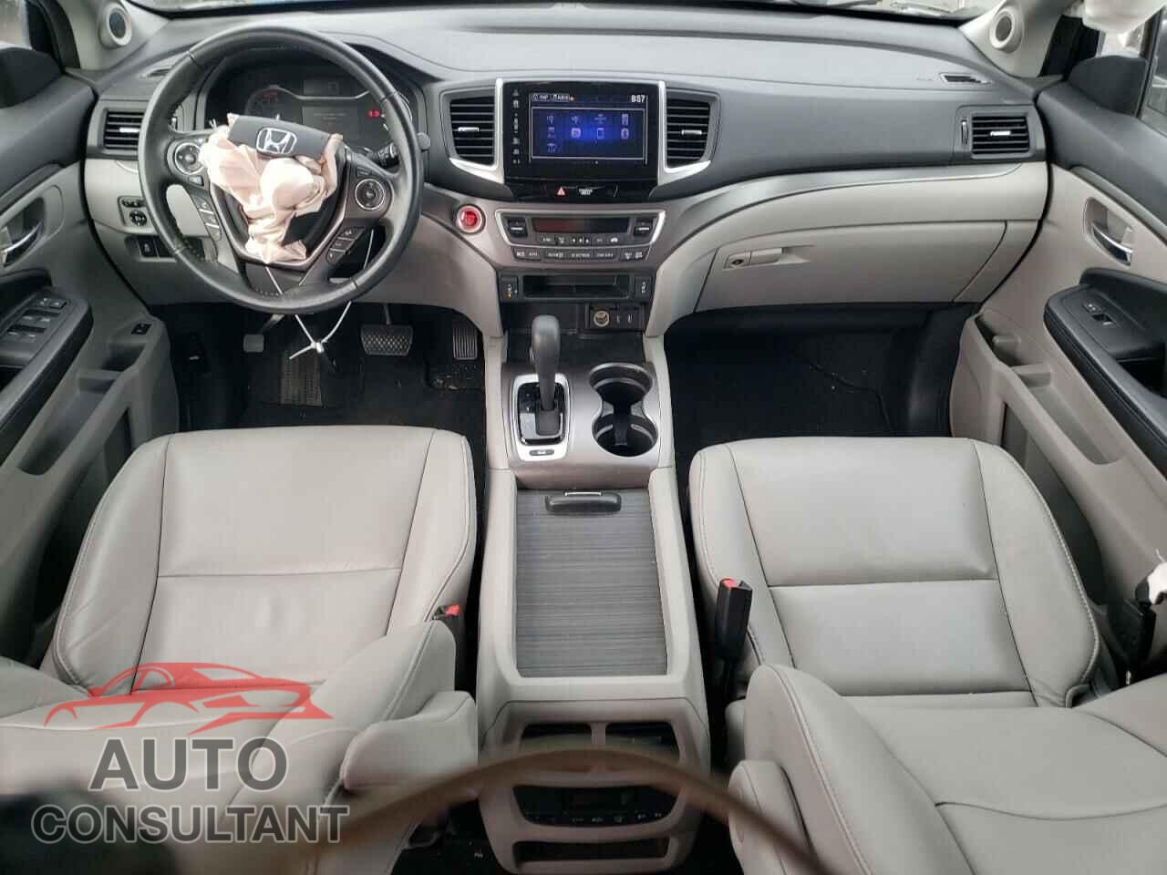 HONDA PILOT 2017 - 5FNYF6H71HB059643