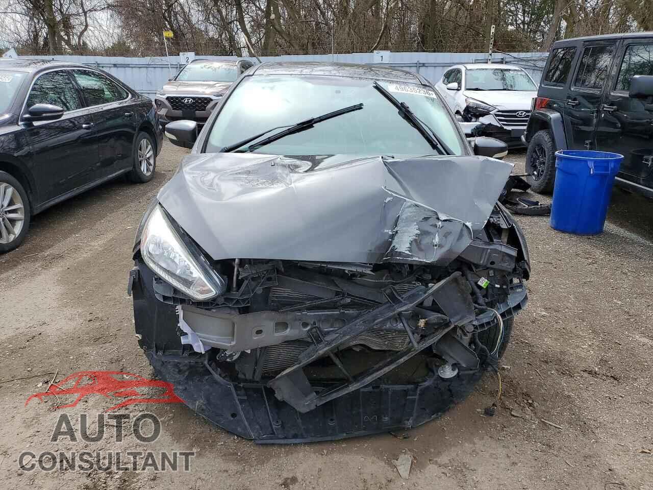 FORD FOCUS 2016 - 1FADP3F24GL291978