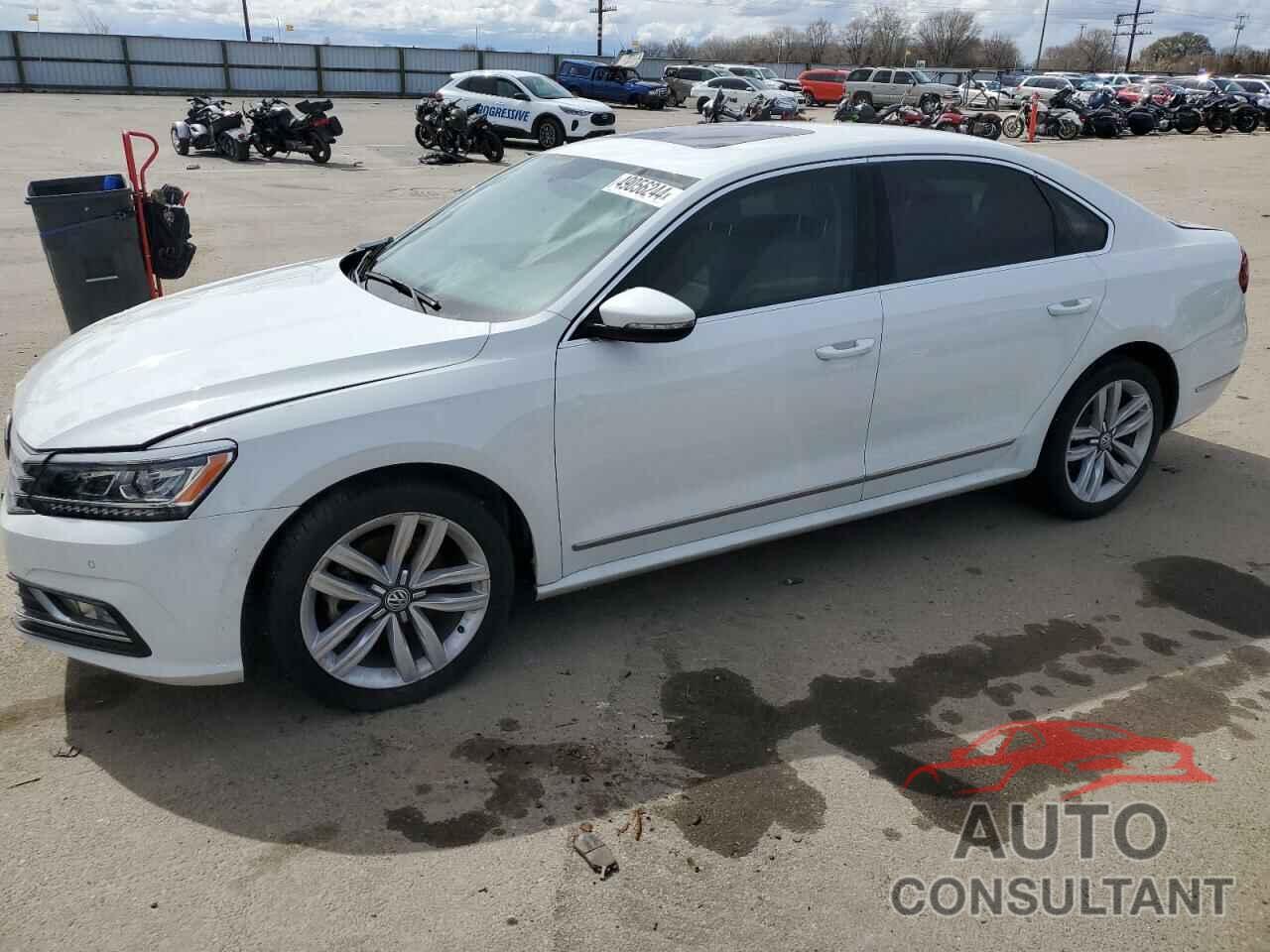 VOLKSWAGEN PASSAT 2017 - 1VWGT7A33HC032343