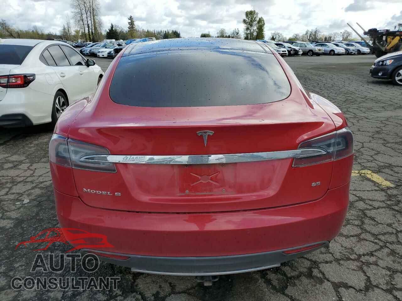 TESLA MODEL S 2013 - 5YJSA1DN2DFP28279