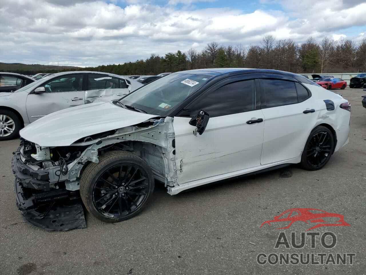 TOYOTA CAMRY 2022 - 4T1KZ1AK3NU070950
